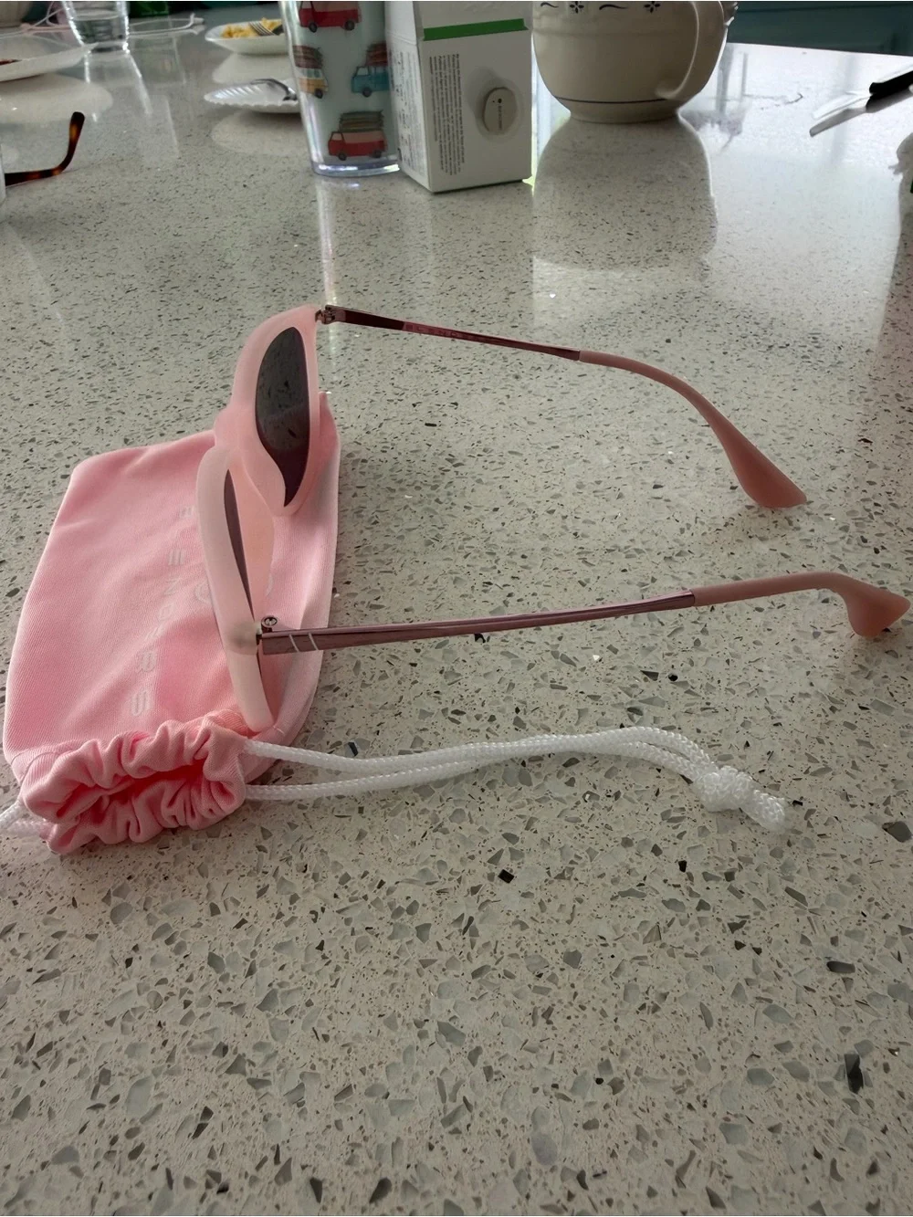 Blenders North Park Guava Queen Sunglasses Polarized Pink glasses with case